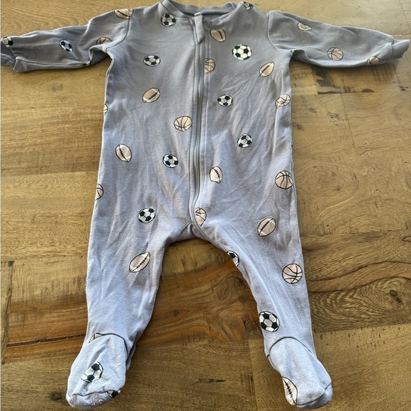 Pekkle blue soccer football basketball novelty Footies pyjama size 6 Months - Picture 1 of 6